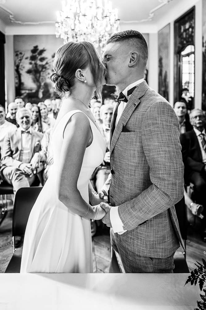 der Brautpaarkuss im Couven Museum in Aachen